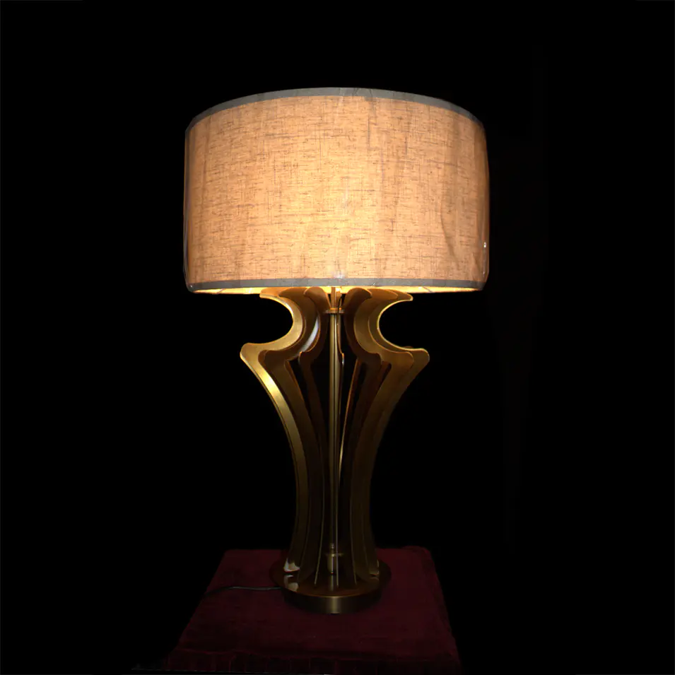 Copper Table Lamp (D420 H700)